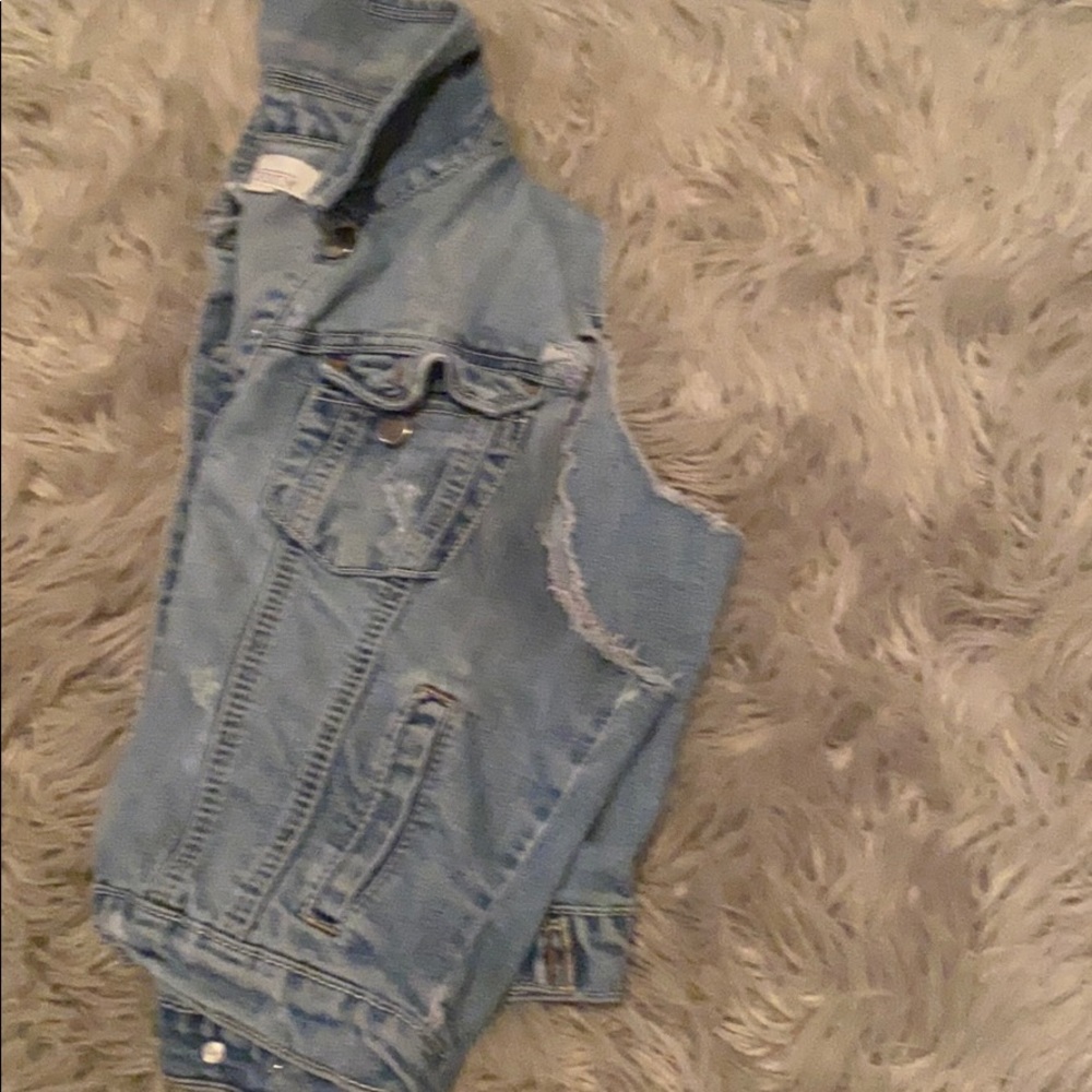 Woman’s vest